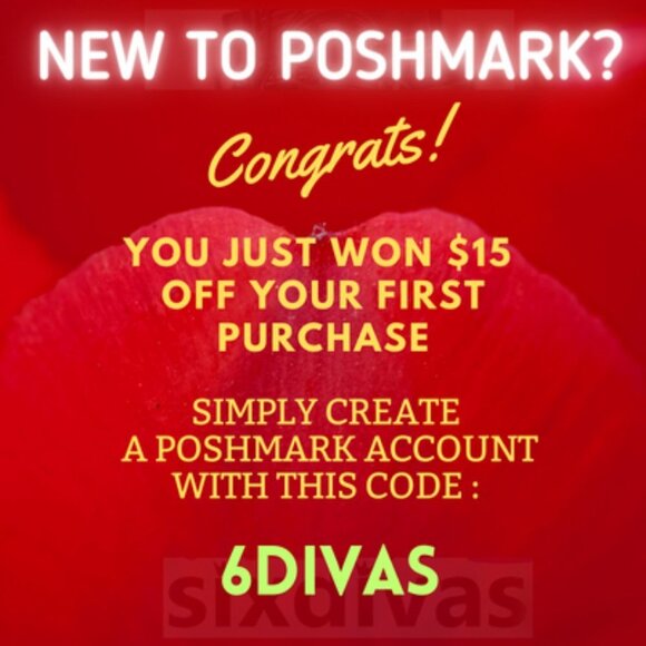 Green Round Earrings - Picture 5 of 9